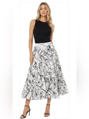 Express Black & White Abstract Print Maxi Skirt